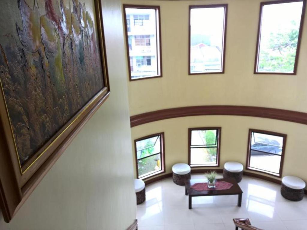 Naga Land Hotel Luaran gambar